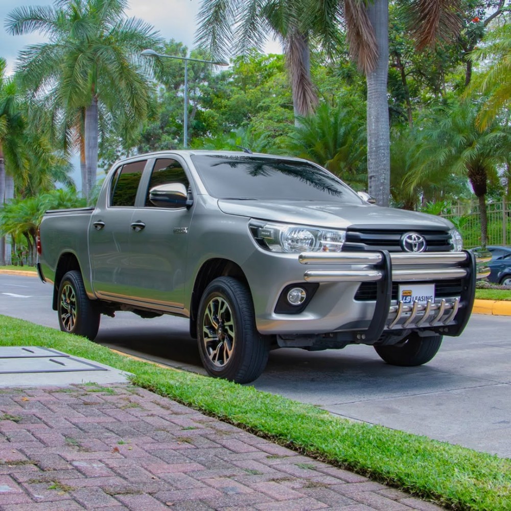 Toyota Hilux 2023